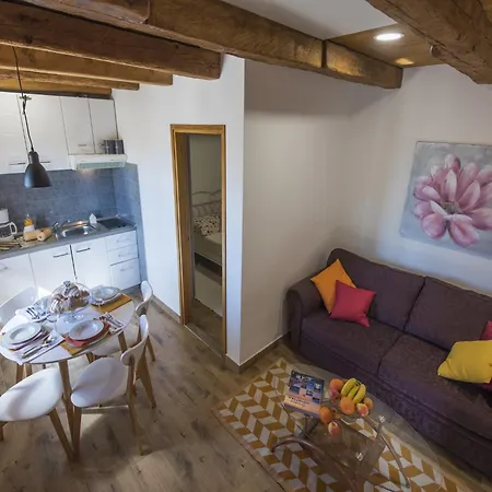 Tatil Evi Near Vrana And Adriatic Sea