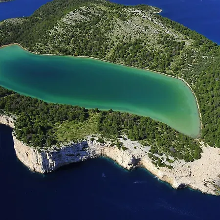 Near Vrana And Adriatic Sea ベンコヴァツ